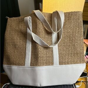 MuMu NWT Stylish Tan and White Women's Tote Bag